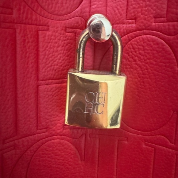 Genuine RED Carolina Herrera Matryoshka Locked M – Medium Handbag - Picture 5 of 13